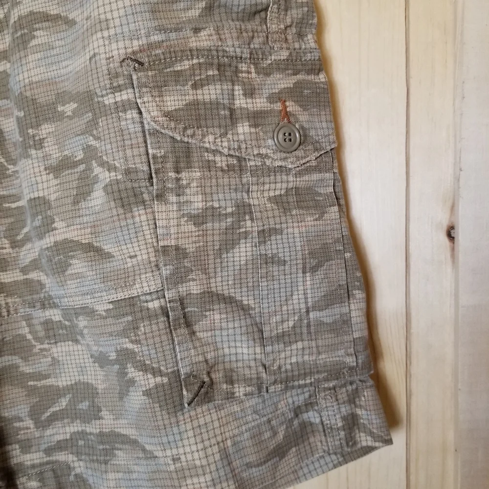 Lucky Brand Gene Montesano Cotton Camo Design Cargo Shorts